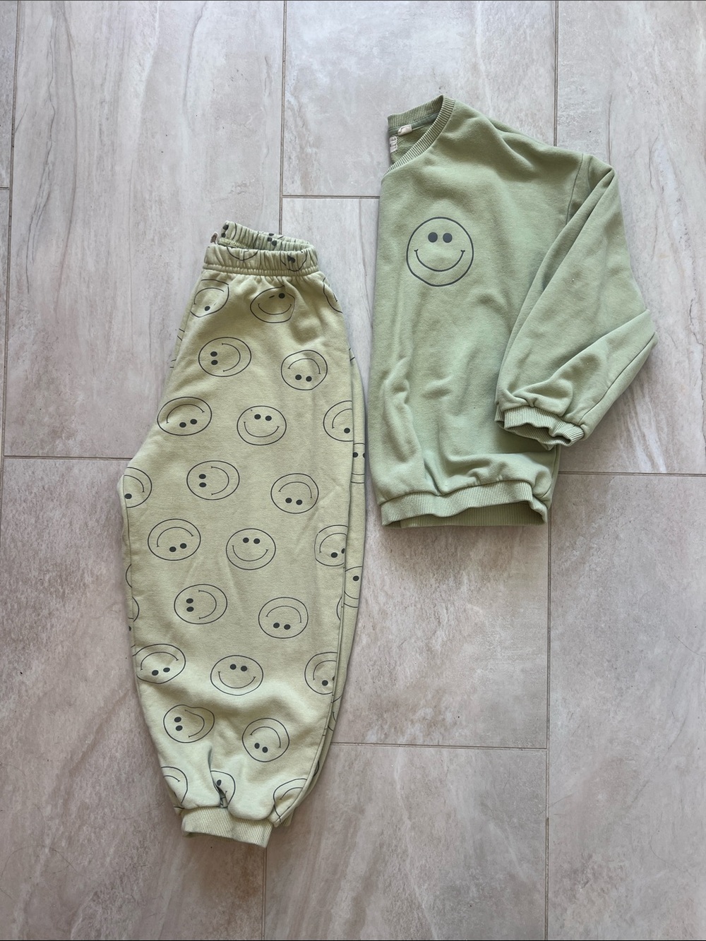 Kids Smiley Sweatpants - Light Lime Green